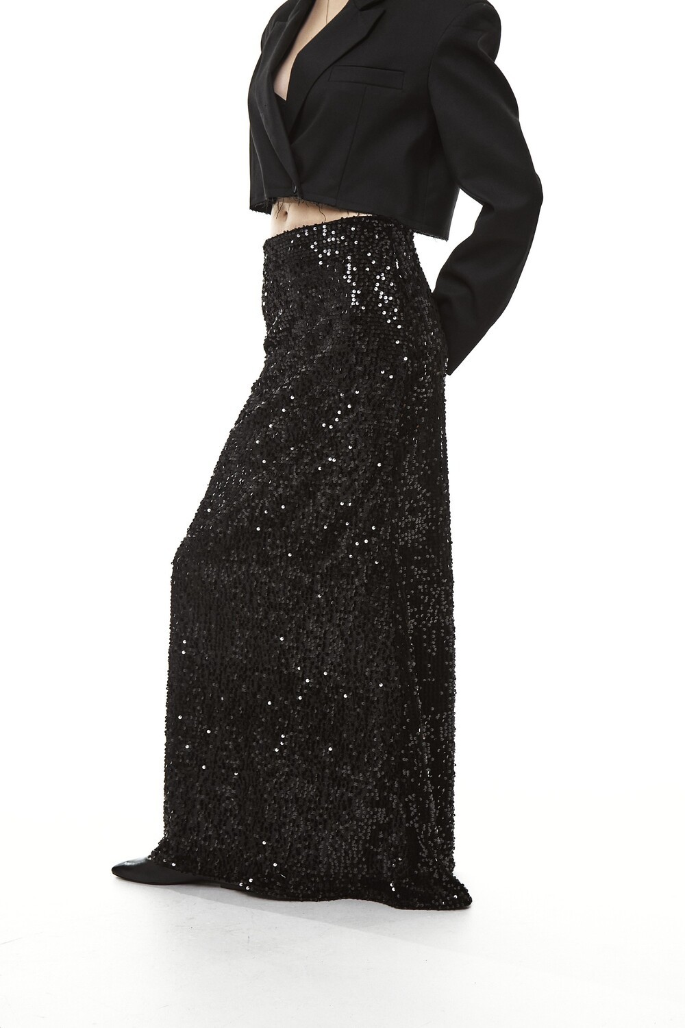 Maxi skirt with sequins black